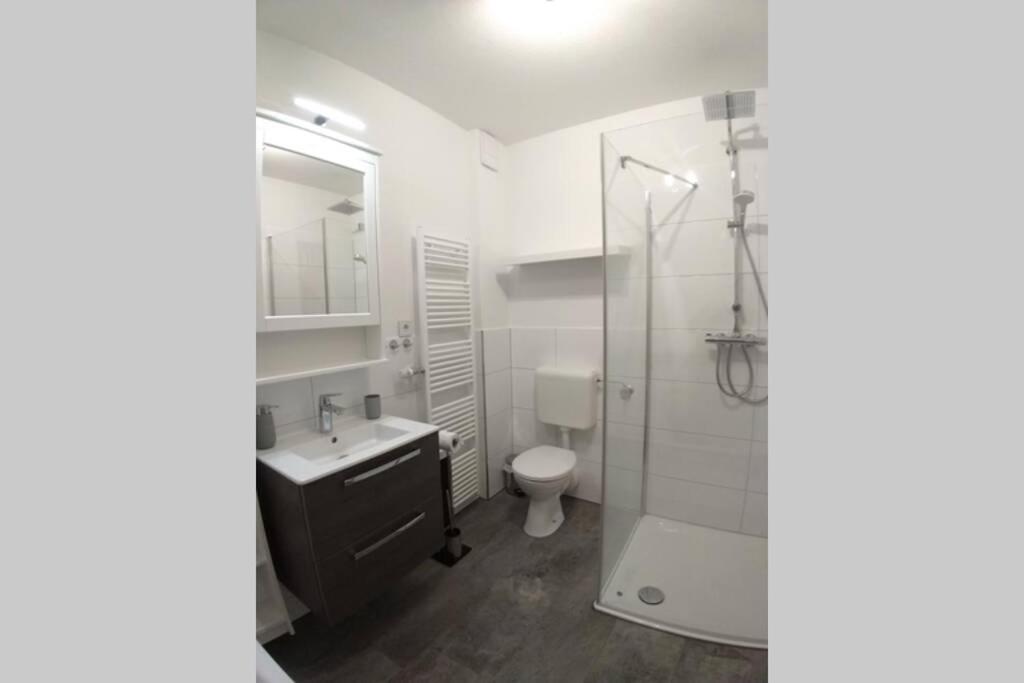 Exklusive Ferienwohnung In Einbeck, 3 Schlafzimmer Mit Balkon! Exterior photo
