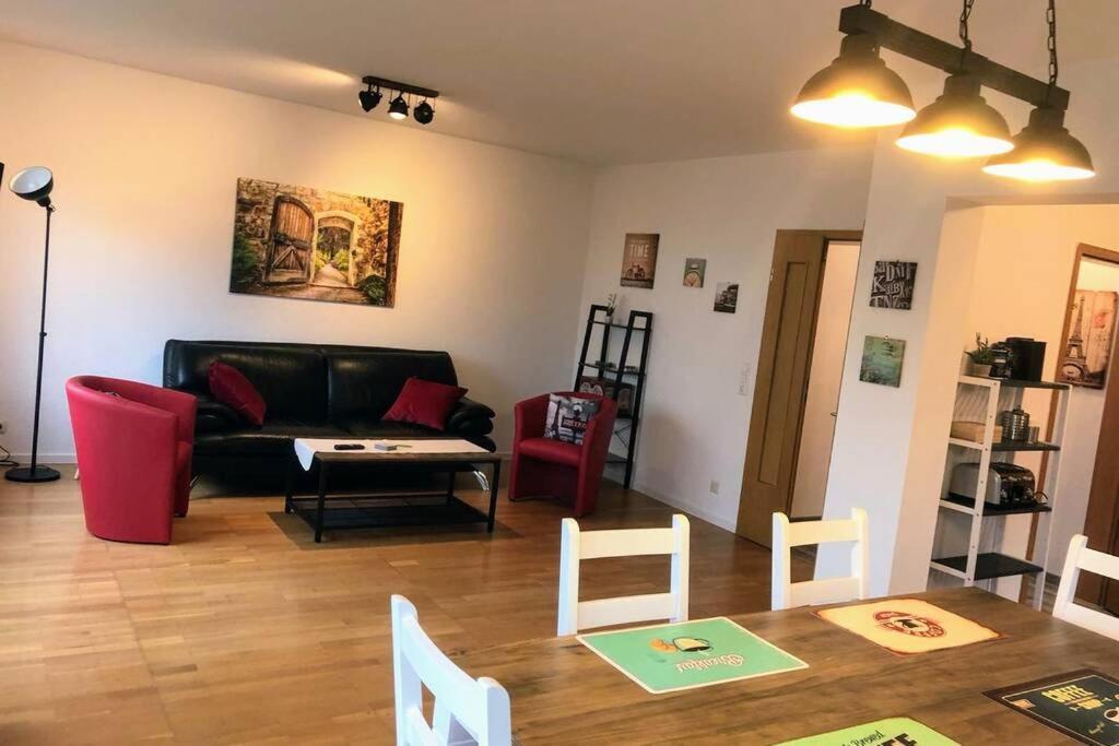 Exklusive Ferienwohnung In Einbeck, 3 Schlafzimmer Mit Balkon! Exterior photo